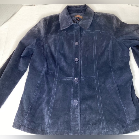 Danier woman’s Mid Legnth, blue suede Button Up jacket, Xl - Picture 7 of 13